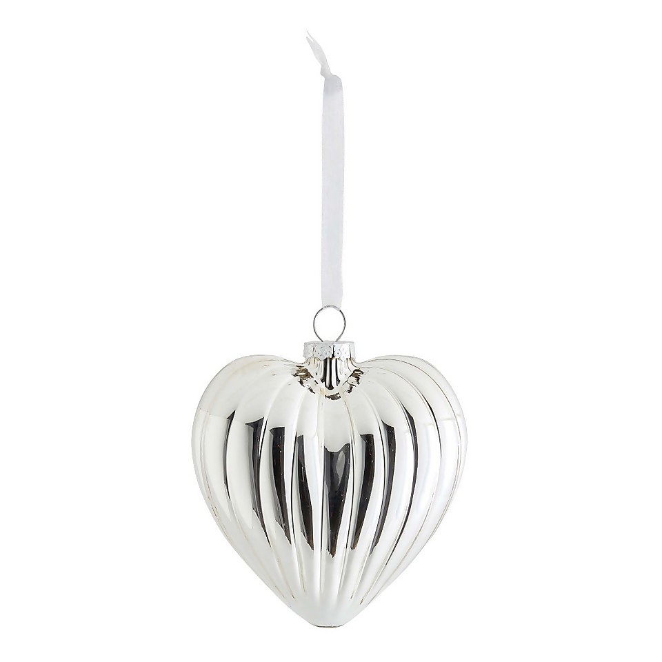 Silver Ribbed Mercury Glass Heart Hanging Christmas Tree Decoration