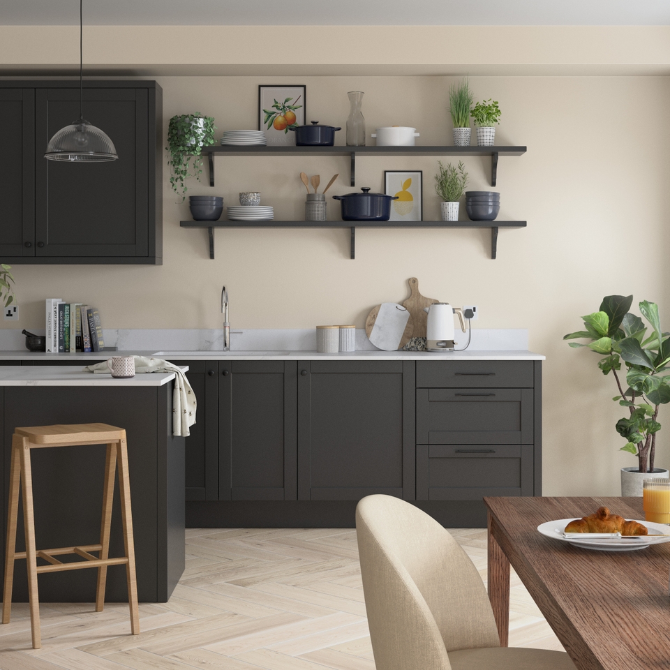 Dulux Easycare Kitchen Matt Emulsion Paint Magnolia 2.5L Homebase