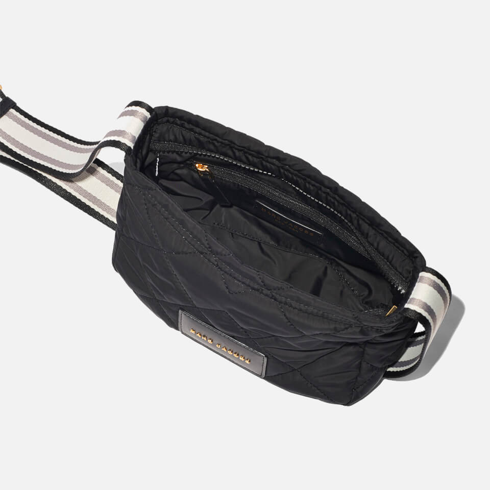 Marc Jacobs Women's Essentials Messenger Bag - Black