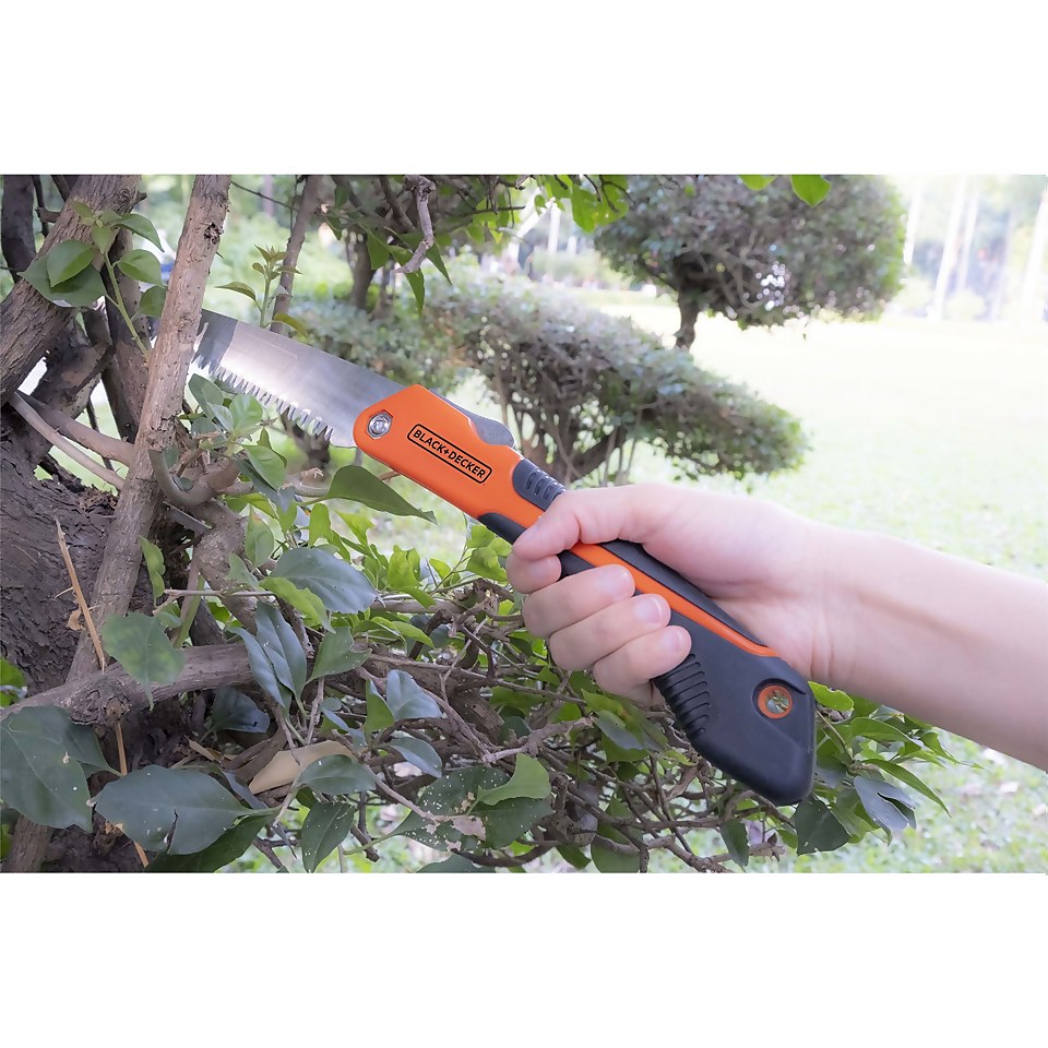 Black and Decker Folding Pruning Saw