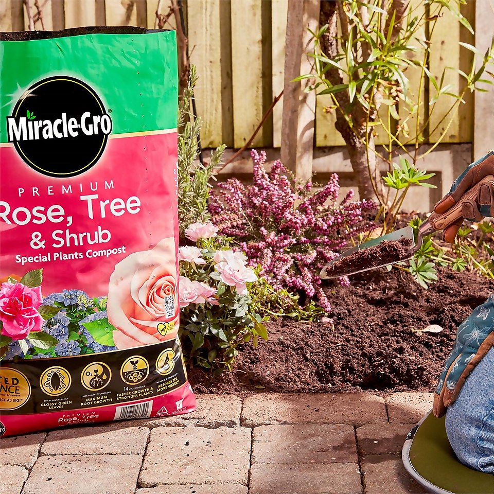 Miracle Gro Premium Rose Tree Shrub Compost - 40L