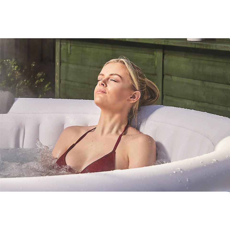 CleverSpa Cotswolds 4 Person Round Hot Tub