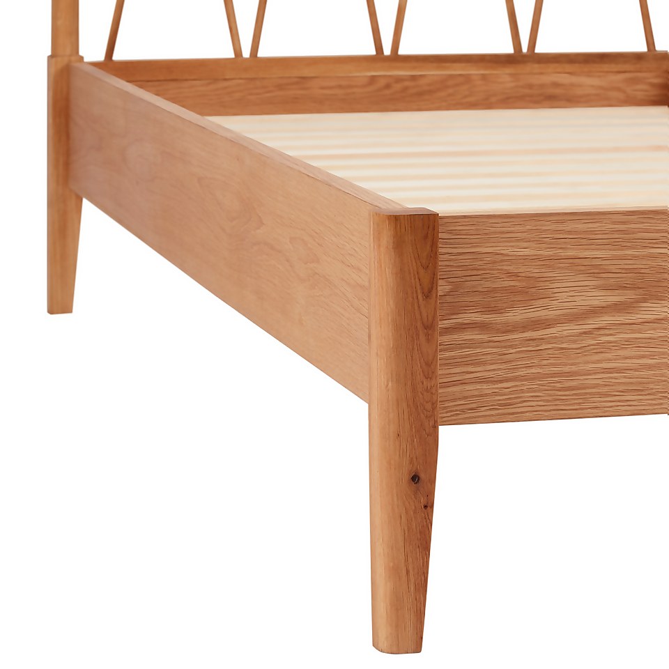 Sonia Spindle Bedstead - Single