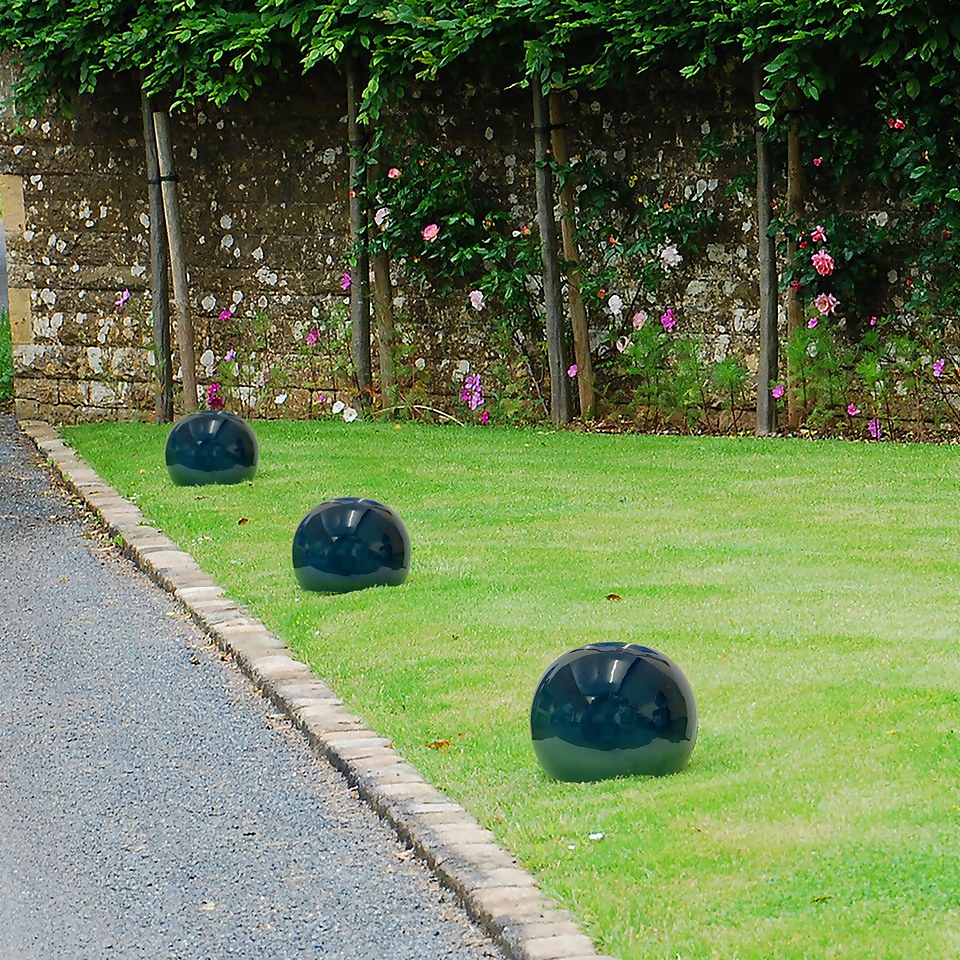 Chiswick Green Sphere Garden Ornament - 25cm