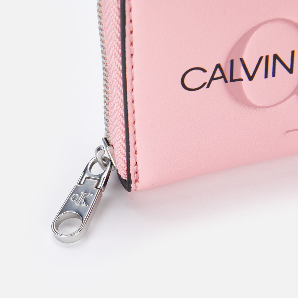 Calvin Klein Jeans Women's Accordion Zip Around - Soft Berry