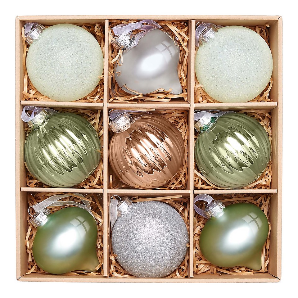 Winter Retreat Glass Christmas Tree Baubles -  9 Pack