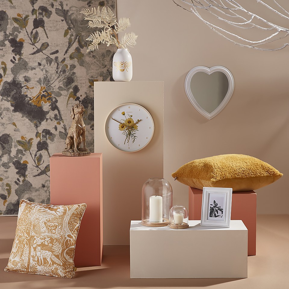 Ceramic Bee Vase Homebase