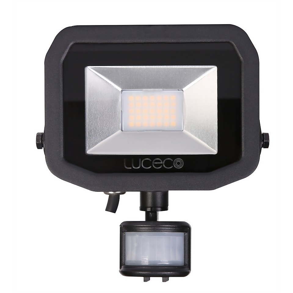 Luceco Slim PIR 15W LED Floodlight Black