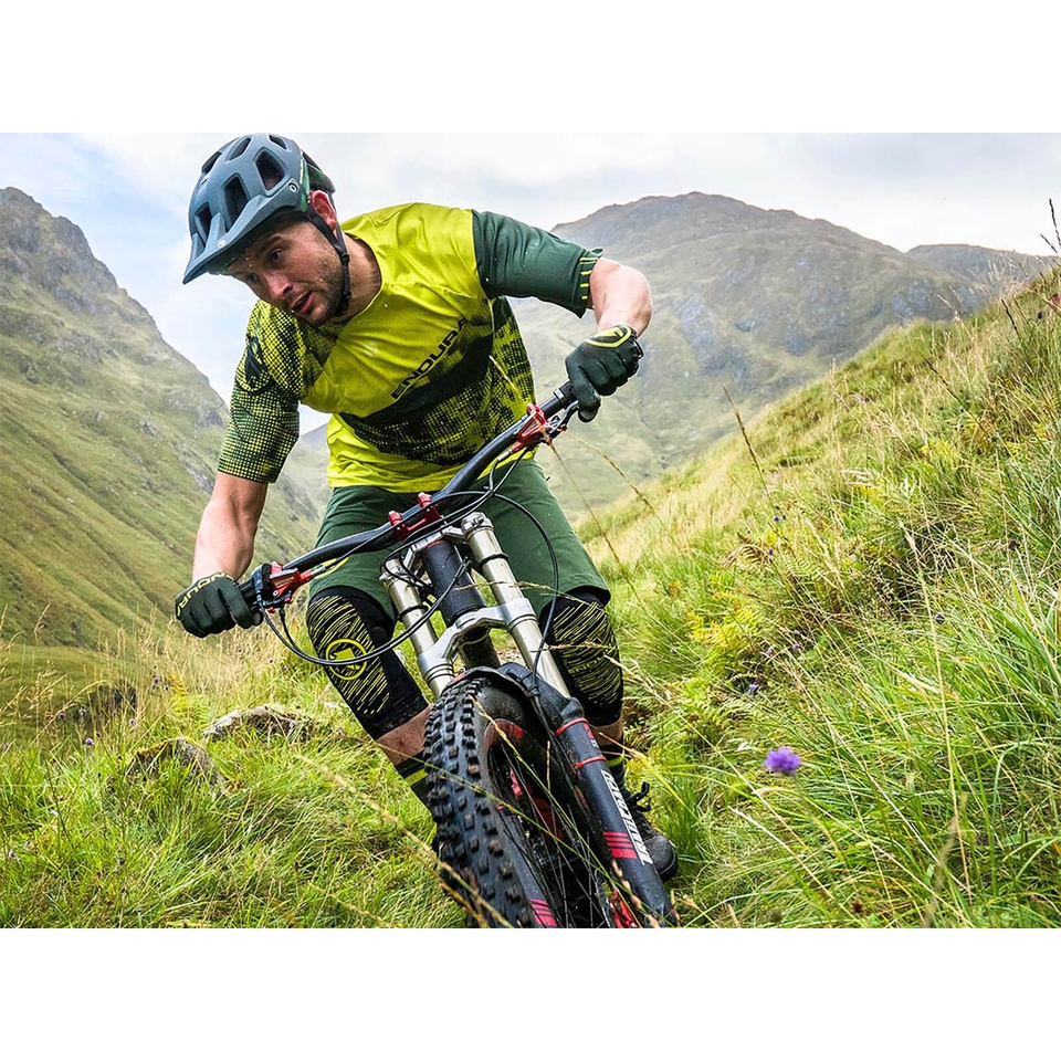 Men s SingleTrack Lite Knee Pads II Lime Green