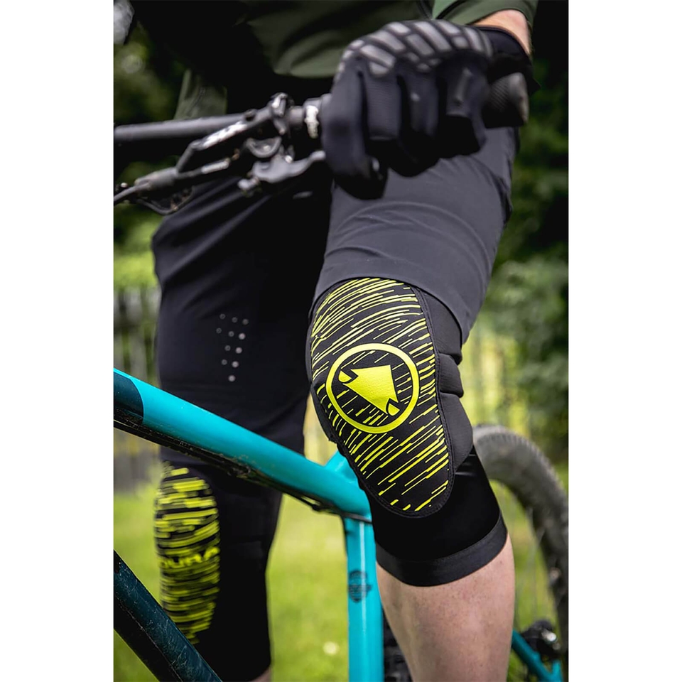 SingleTrack Lite Knee Protector II - Black