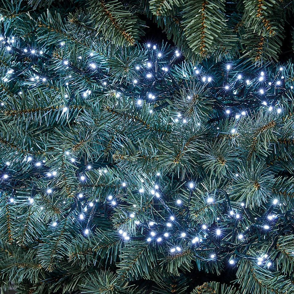 1500 LED Timer Cluster String Christmas Lights - Bright White