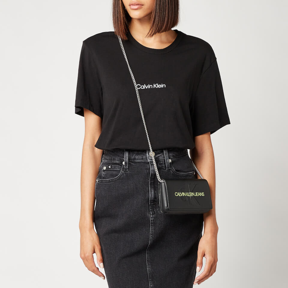 Calvin Klein Jeans Women's Sculpted Mono Phone Crossbody Bag - Black