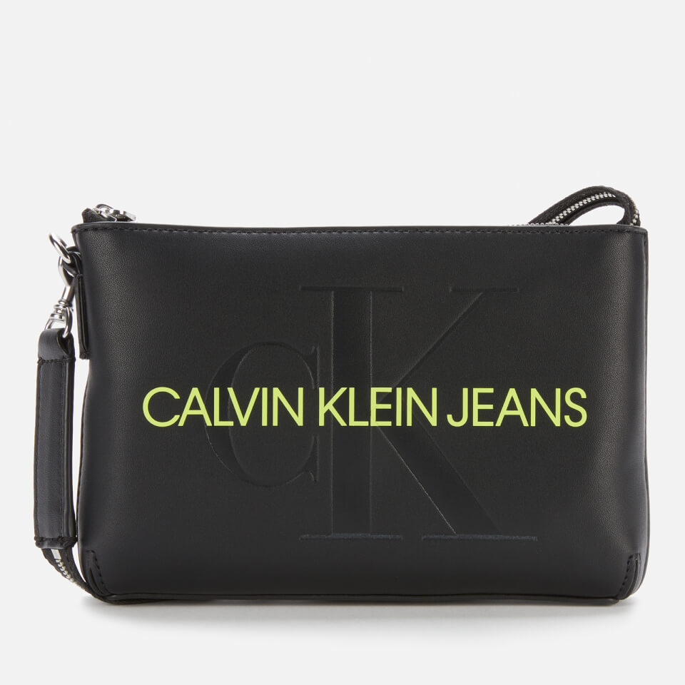 Calvin Klein Jeans Sculpted 20cm Shoulder Bag, Amaranth, One size:  Handbags