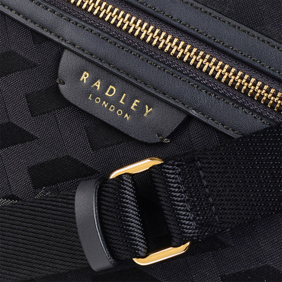 Radley Women s Finsbury Park Dog Cross Body Bag Thunder