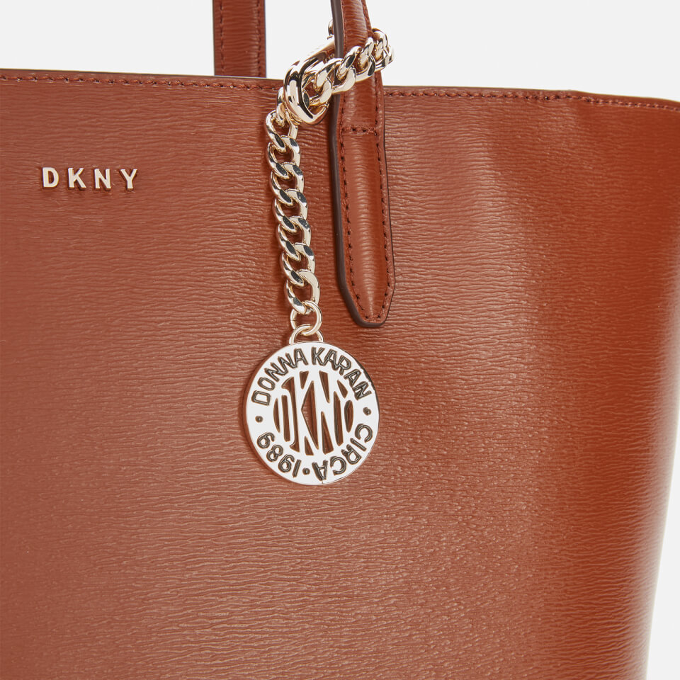 DKNY Women's Bryant Park Med Tote Bag - Caramel