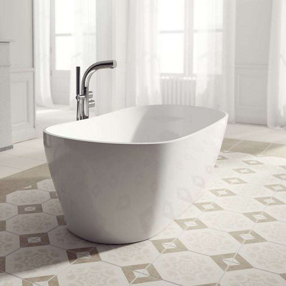 Bathstore Deluxe Freestanding Bath Homebase