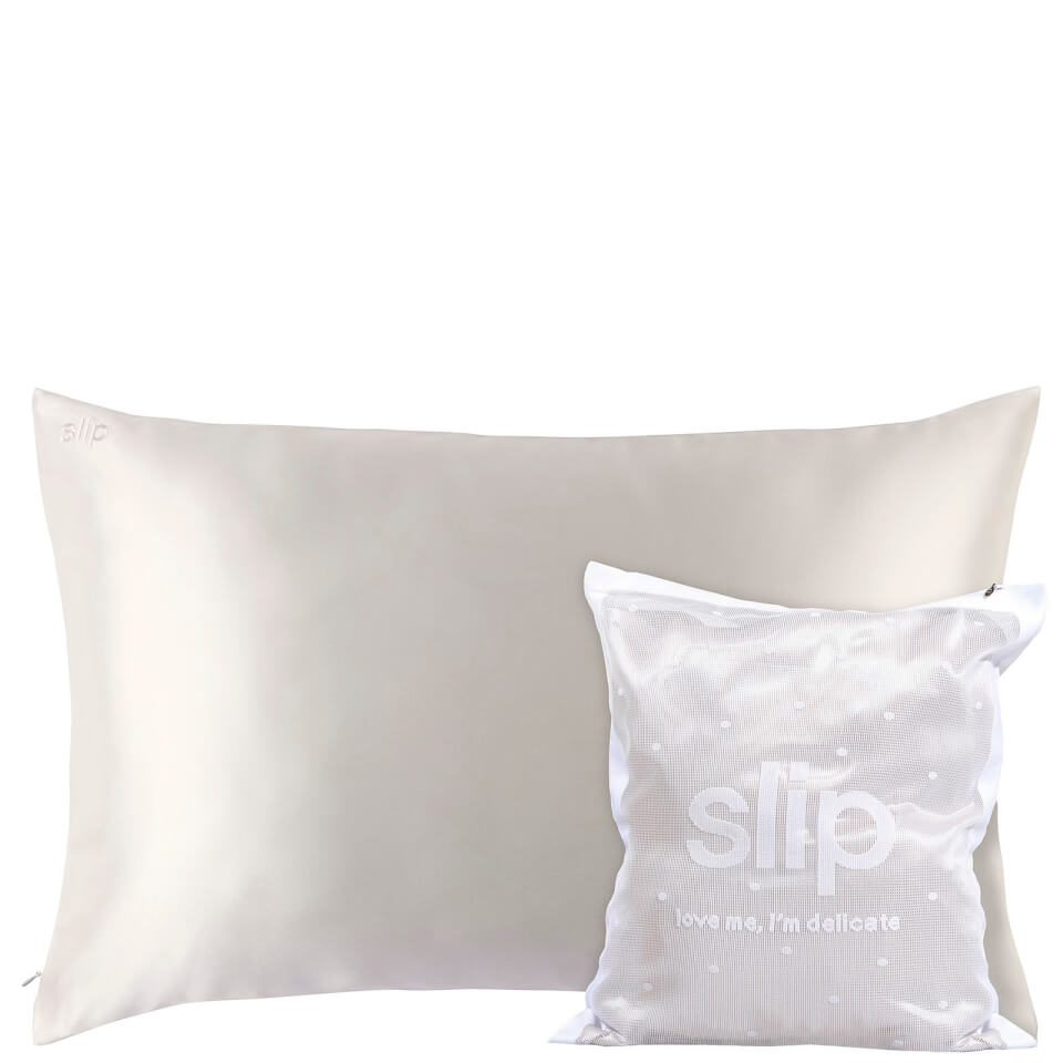 Slip Love Me I'm Delicate Gift Set - White
