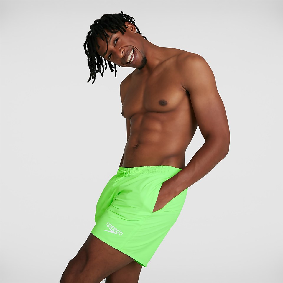 Herren Essentials 16" Badeshorts in Grün