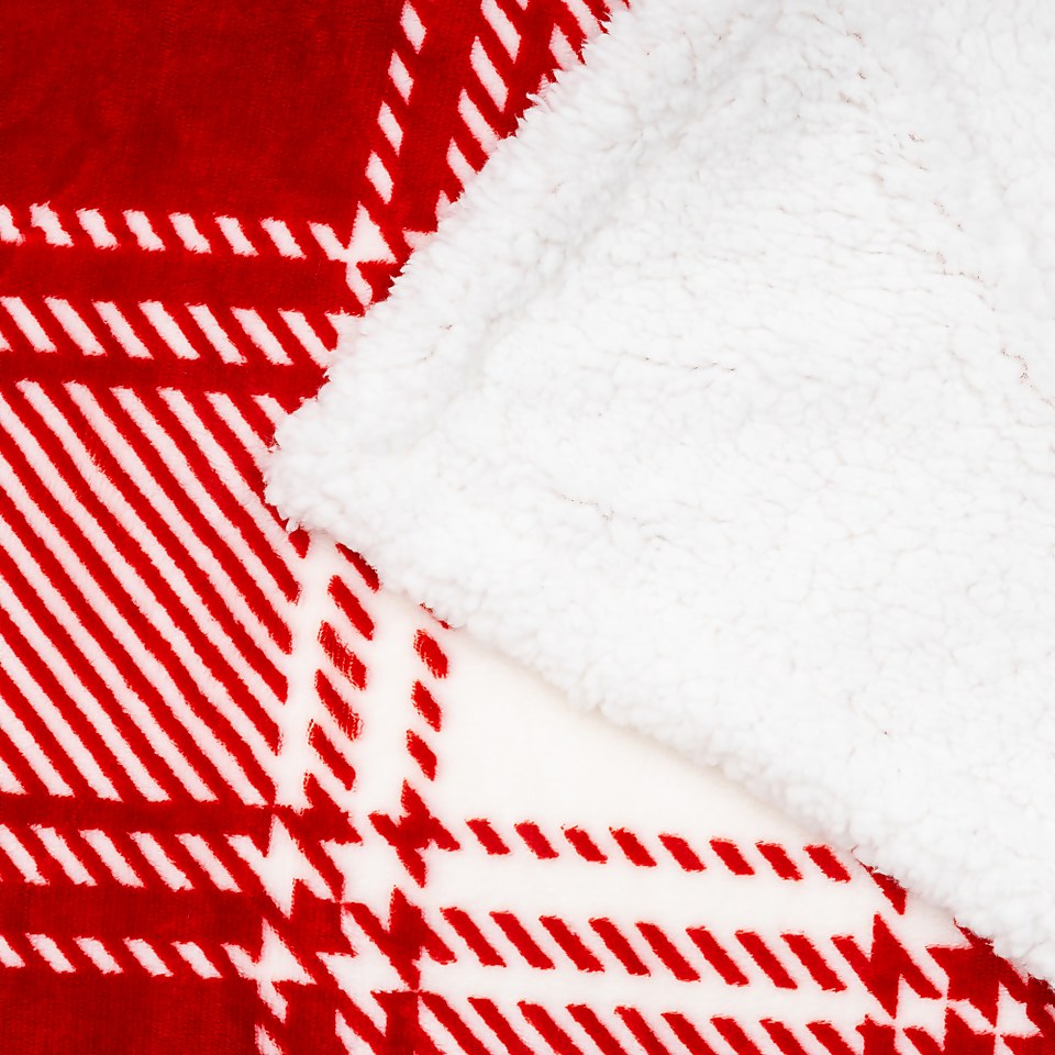Red Check Throw 130x180cm Homebase