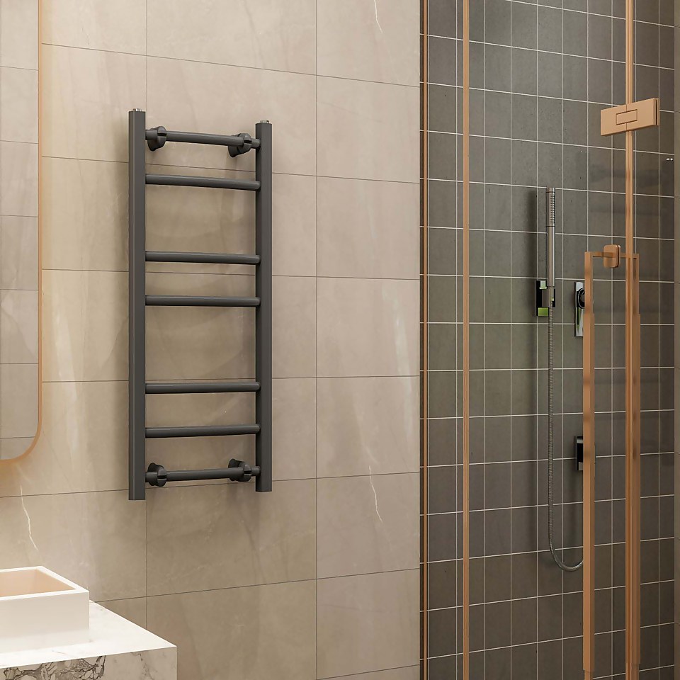 VURTU6 Ladder Style Heated Towel Rail Radiator with 7 Horizontal Round