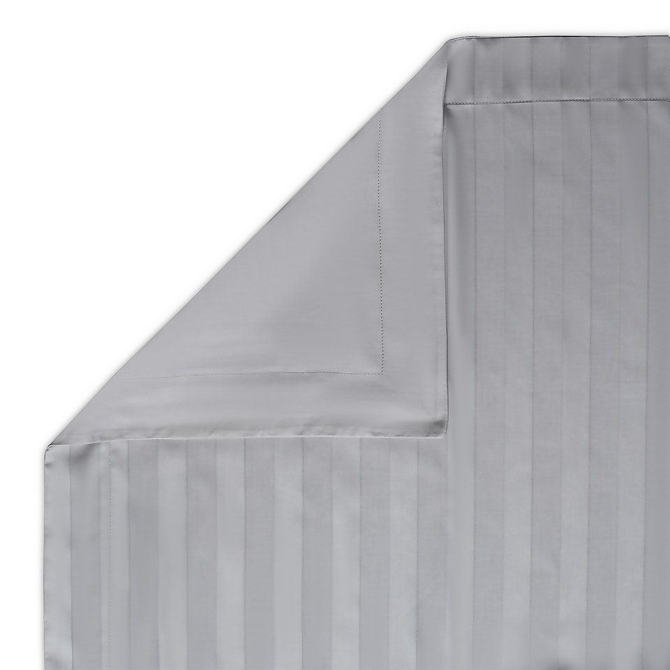 The Willow Manor Egyptian Cotton Sateen 300 Thread Count Double Duvet Set Woven Stripe - Pearl Grey