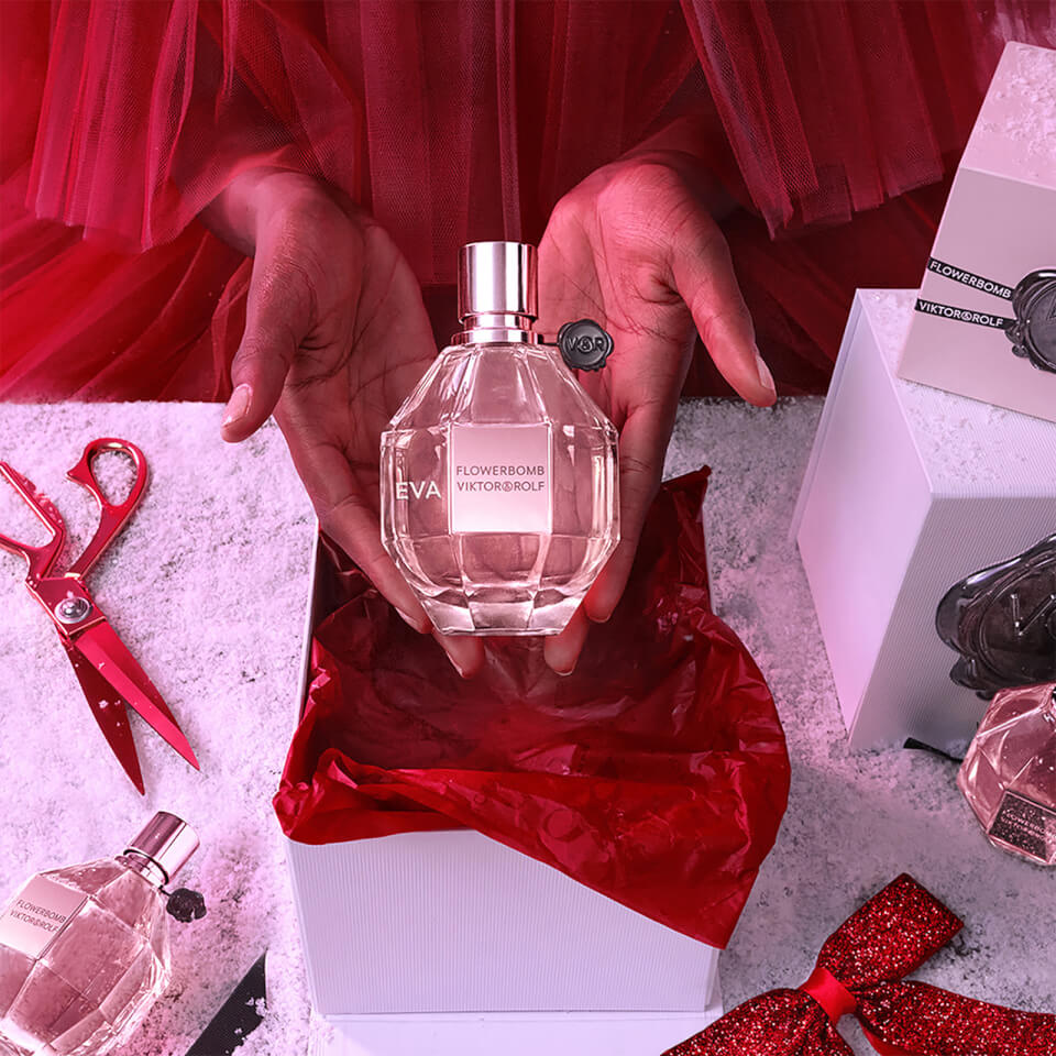 Viktor and Rolf Flowerbomb Eau de Parfum Luxury Gift Set 50ml