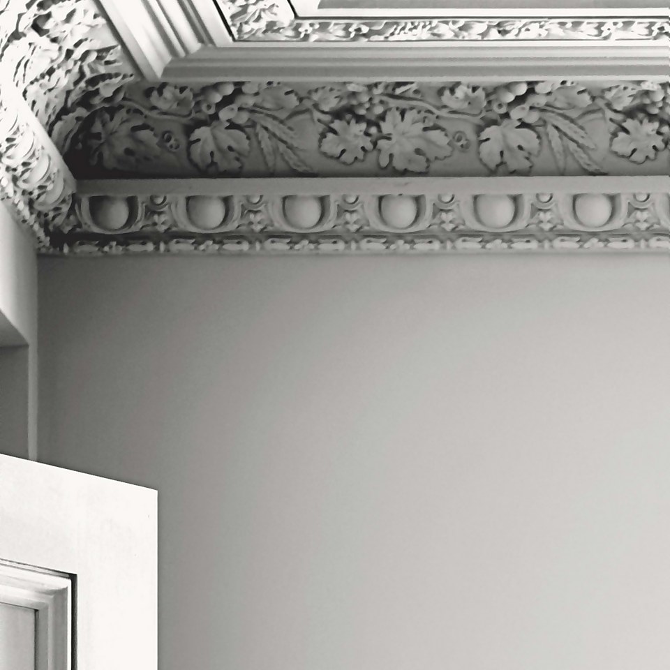 Laura Ashley Matt Emulsion Paint Pure White 2.5L Homebase