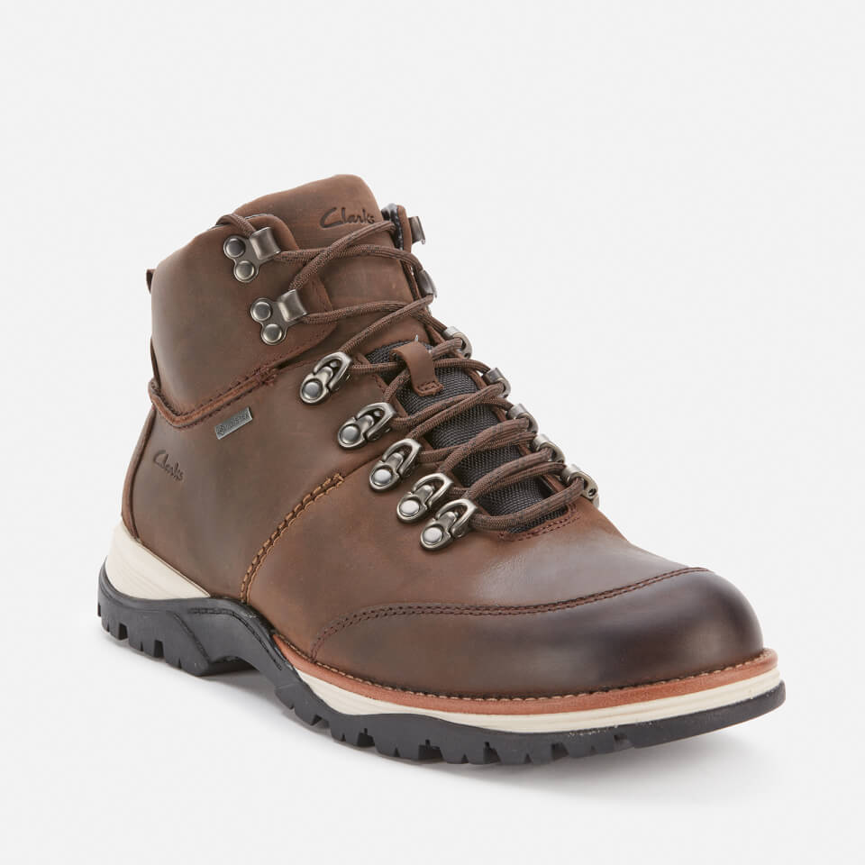 Clarks Men s Topton Pine Goretex Hiking Style Boots Dark Brown