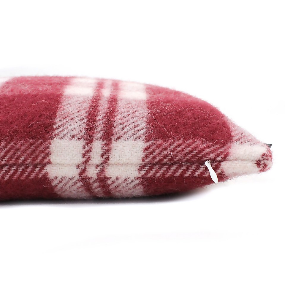 Country Living Wool Grid Check - 30x50cm - Cranberry