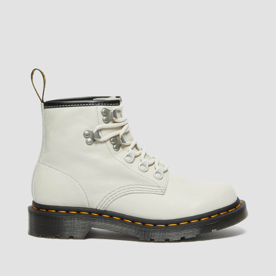 Dr martens 6 eye boot quest online