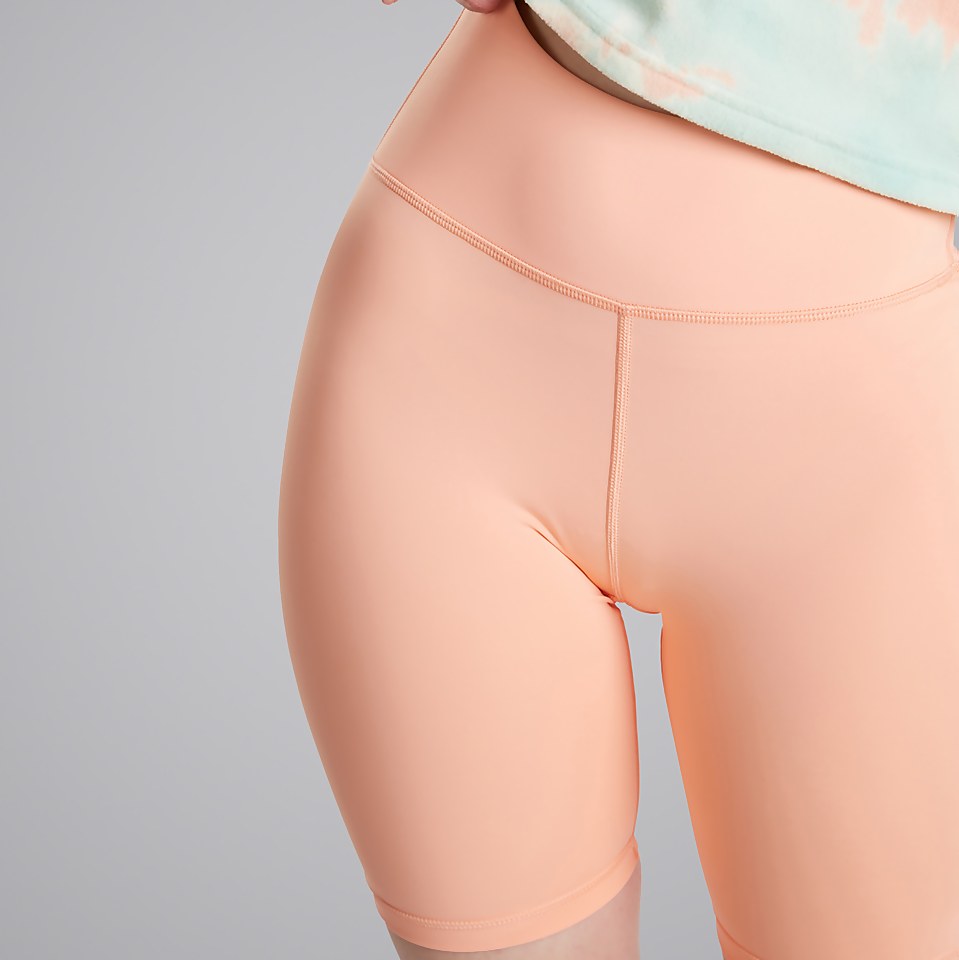 Women's Aether Short - Pink