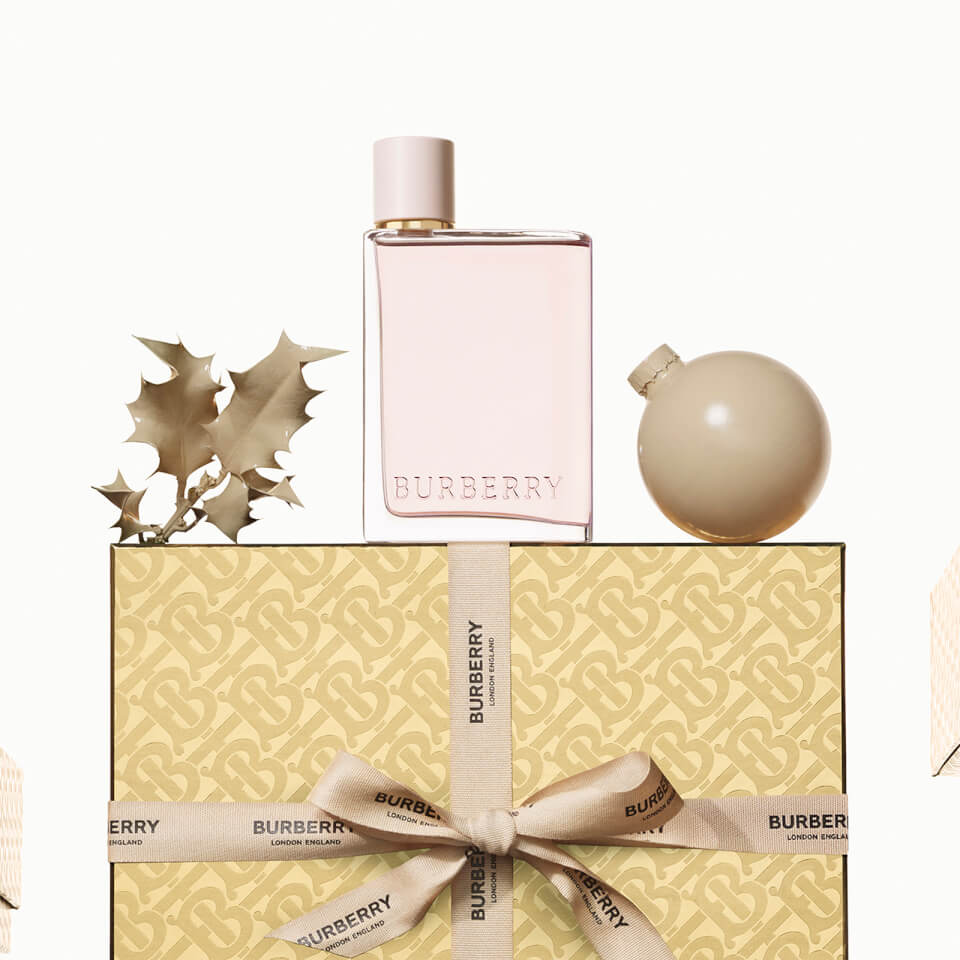 Burberry london store england perfume