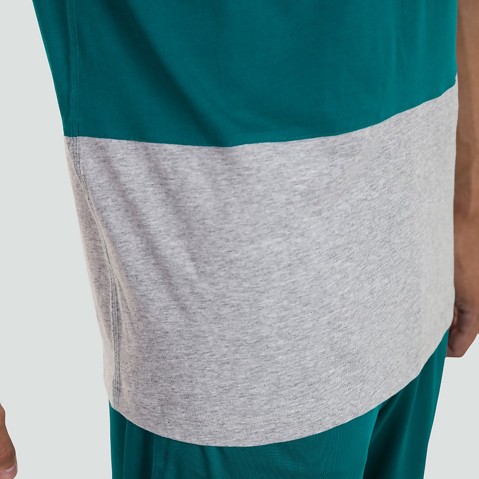 MENS COLOUR BLOCK LOGO TEE GREEN