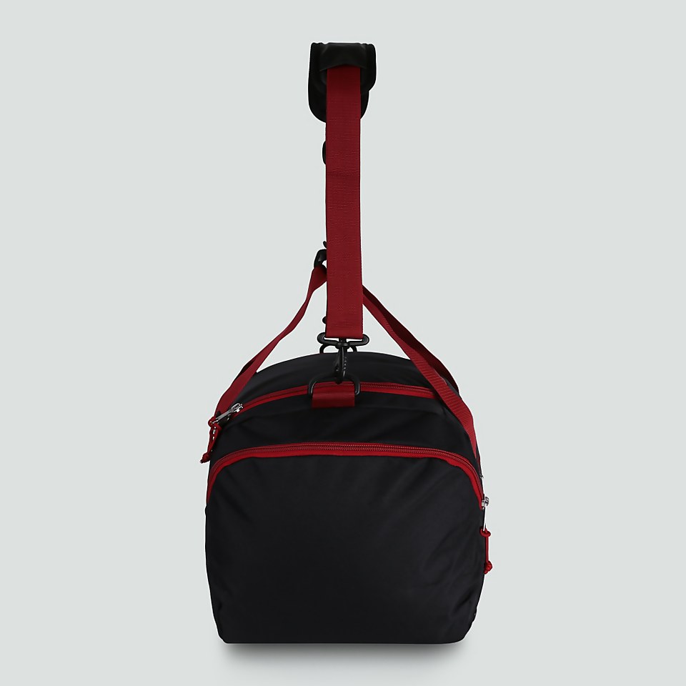 MEDIUM SPORTSBAG BLACK