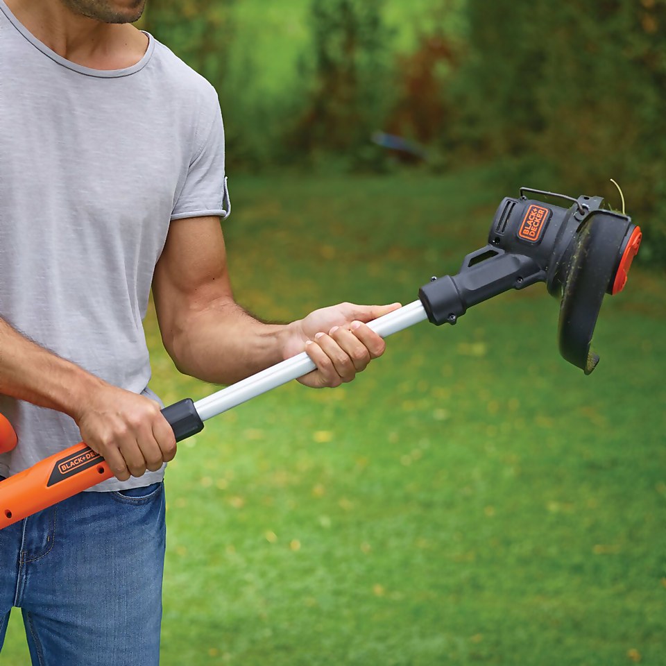BLACK DECKER 18V Cordless Li ion 25cm AFS Strimmer ST1823 GB Homebase