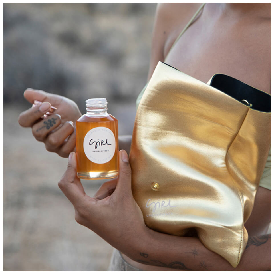 Girl Undiscovered Soaked In Sunshine Body Elixir Oil