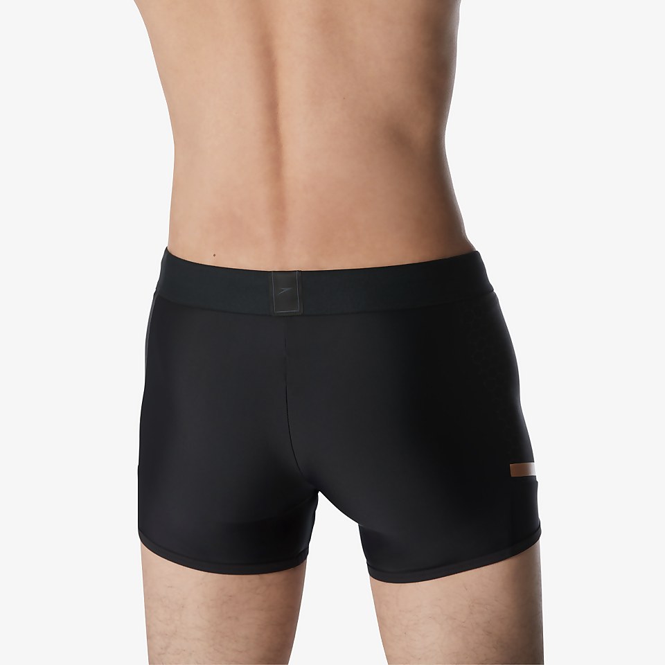 Hero Recycled Polyamide Square Leg