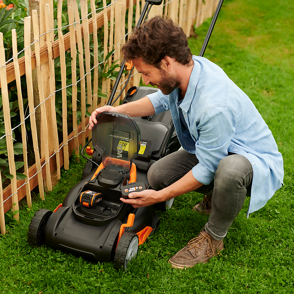 WORX 40V WG779E.1 Cordless Lawn Mower - 34cm