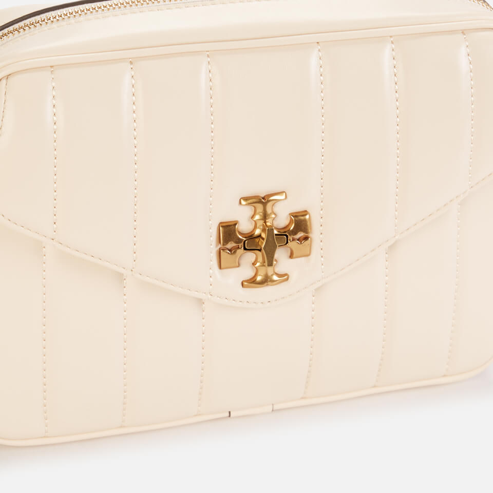 11269 TORY BURCH Kira Quilted Camera Bag BRIE
