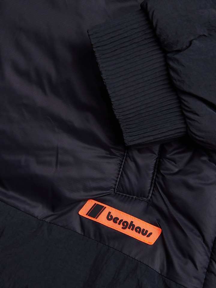Women's Nelien Short Insulated Jacket - Black