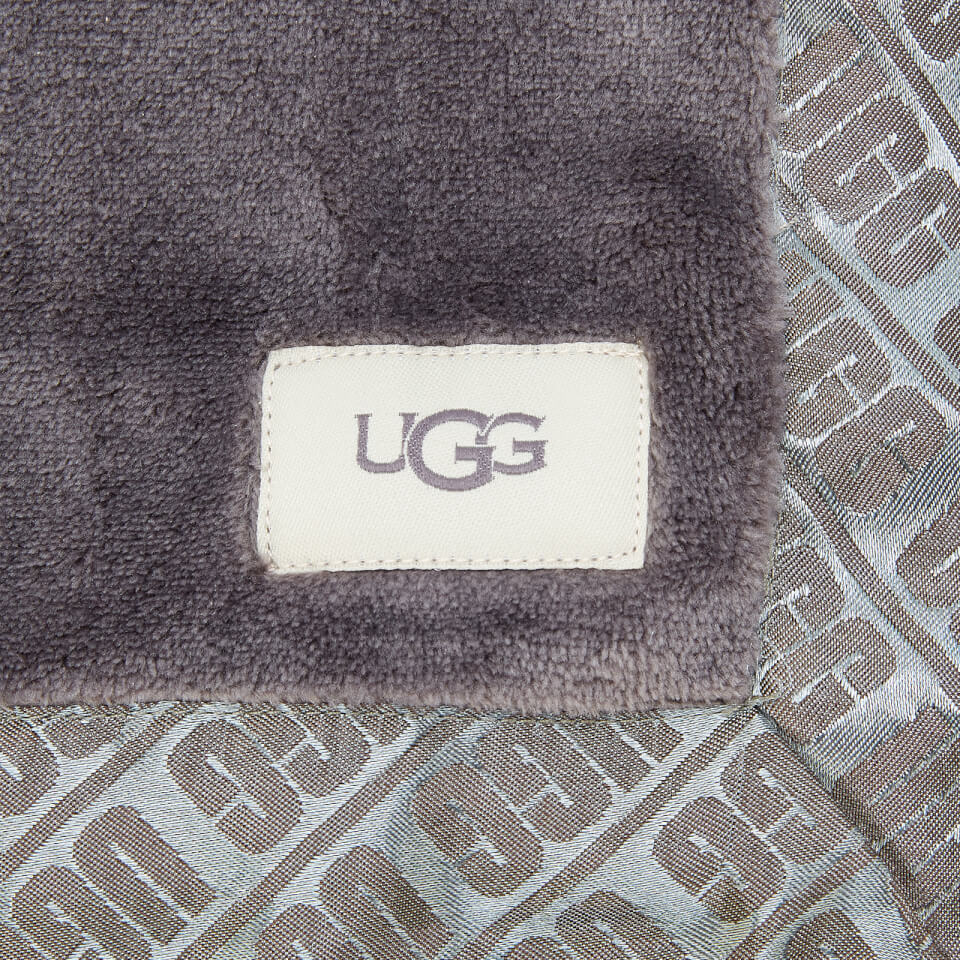 Ugg throw clearance sale