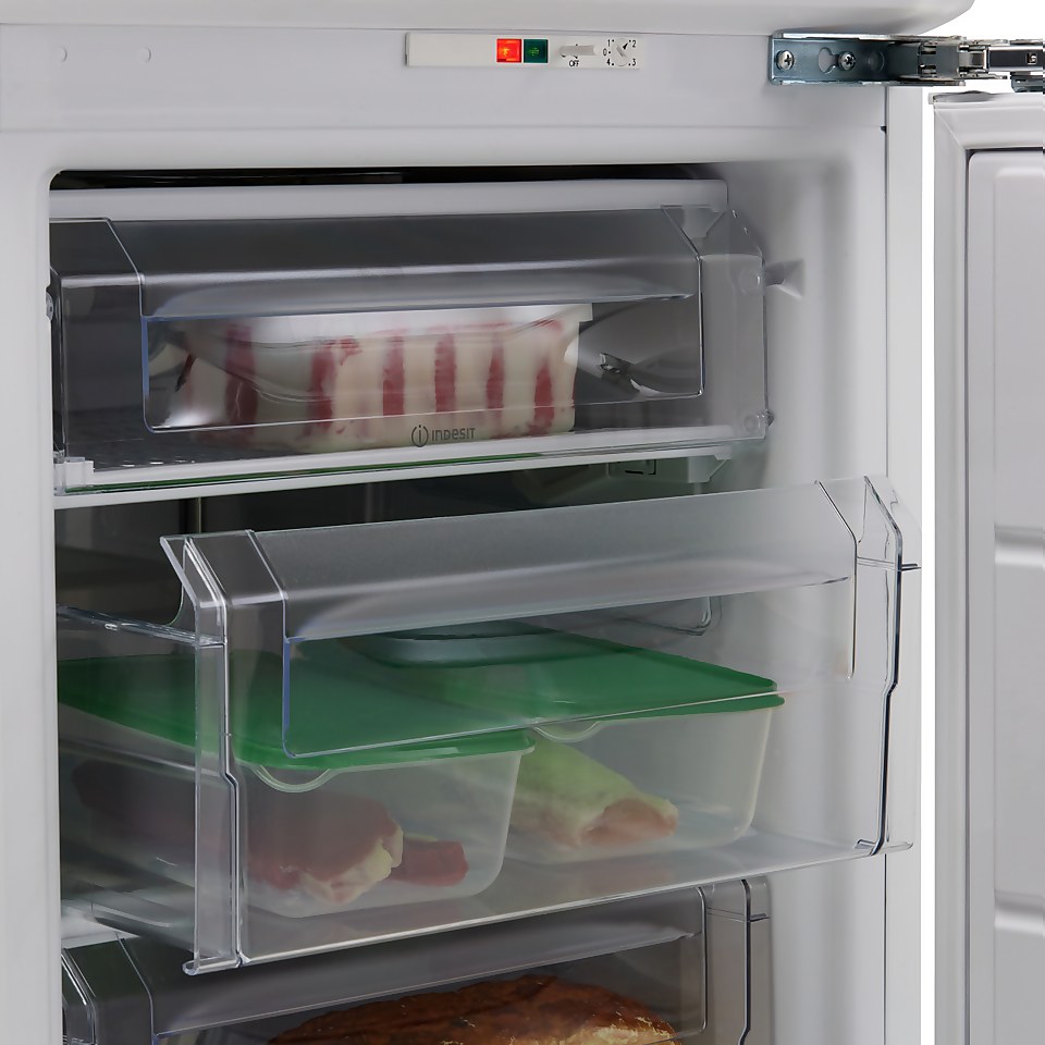 Indesit IZA1.UK1 Integrated Under Counter Freezer with Fixed Door Fixing Kit