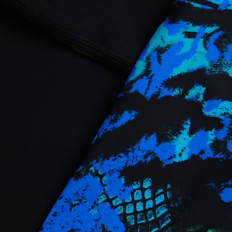Jungen Printed Langärmeliges Rash Top Schwarz/Blau