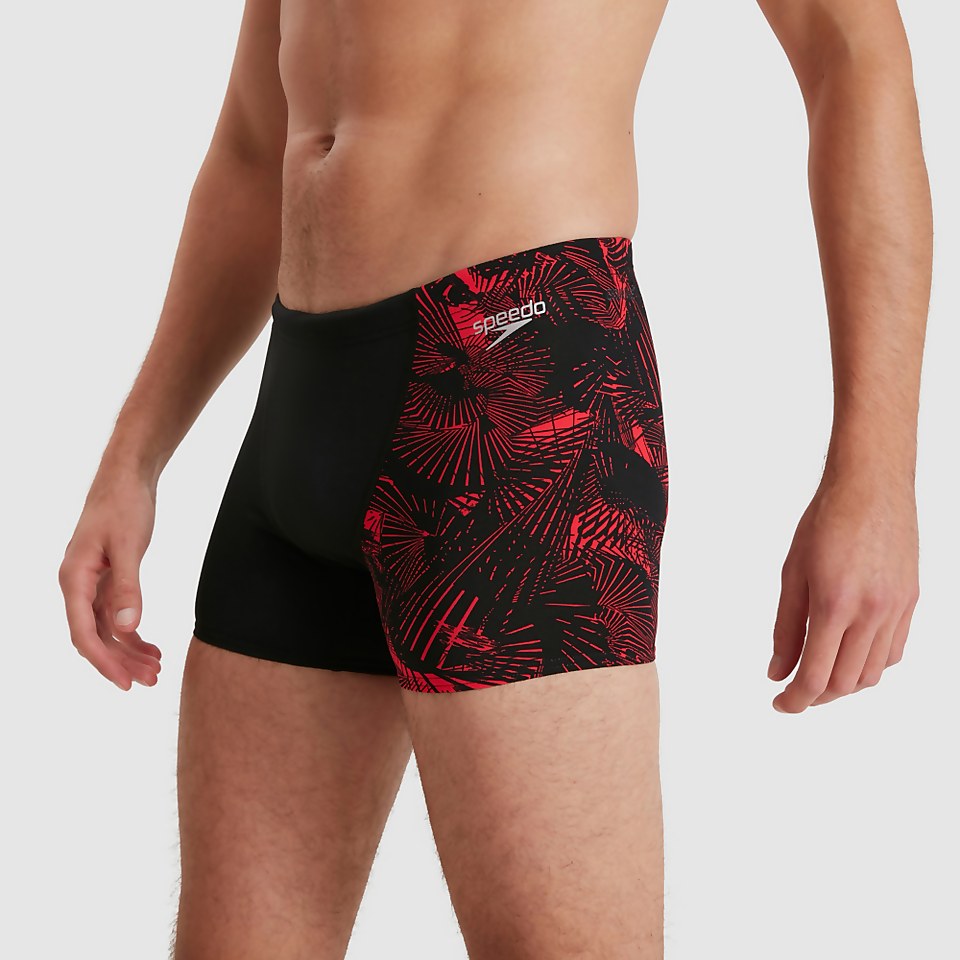 Men's Allover V-Cut Aquashort Black/Red