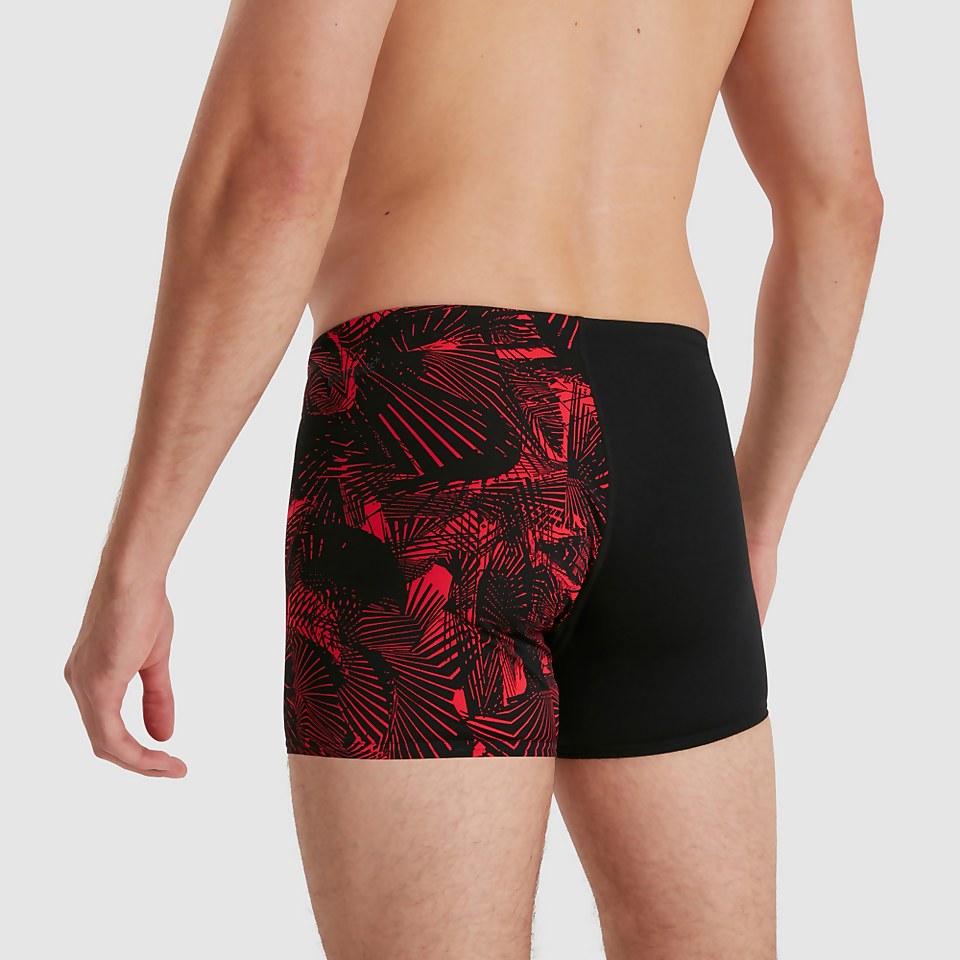 Men's Allover V-Cut Aquashort Black/Red
