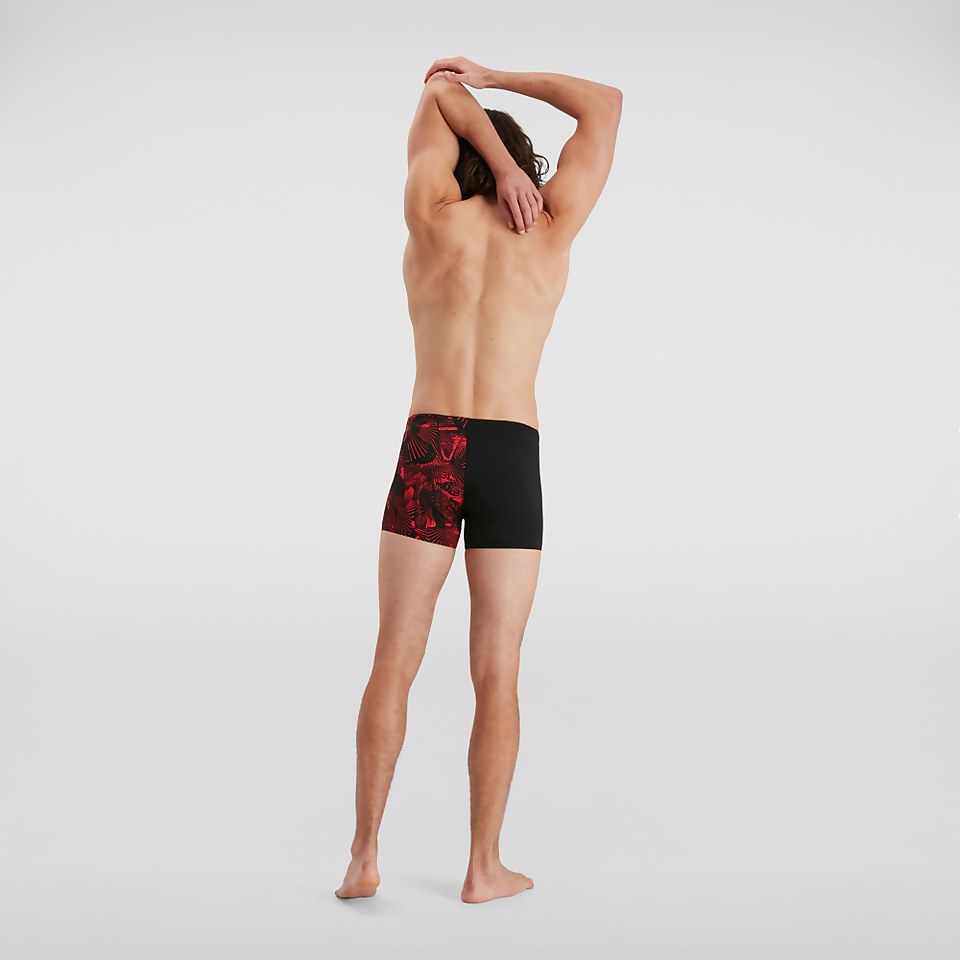 Men's Allover V-Cut Aquashort Black/Red