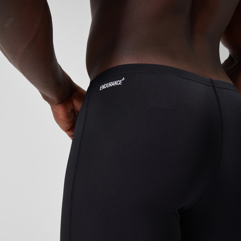 Endurance+ Mittellange Schwimmhose Schwarz für Herren