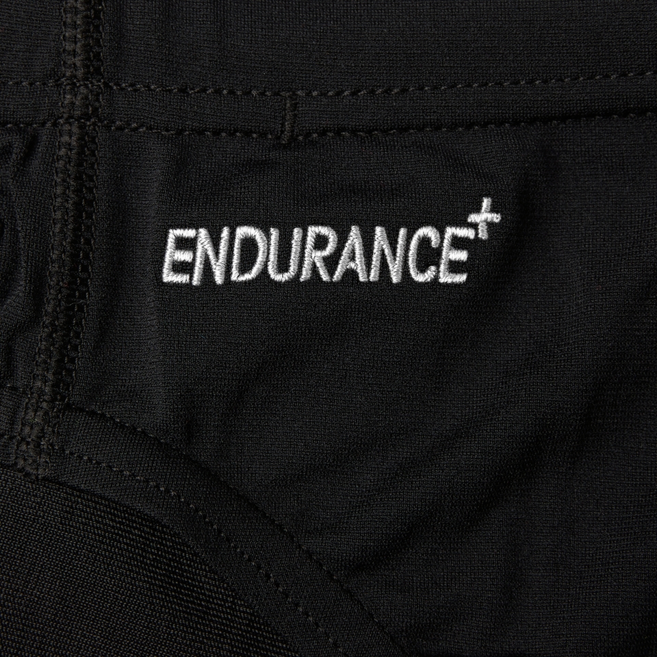 Endurance+ Badehose 7 cm Schwarz für Herren