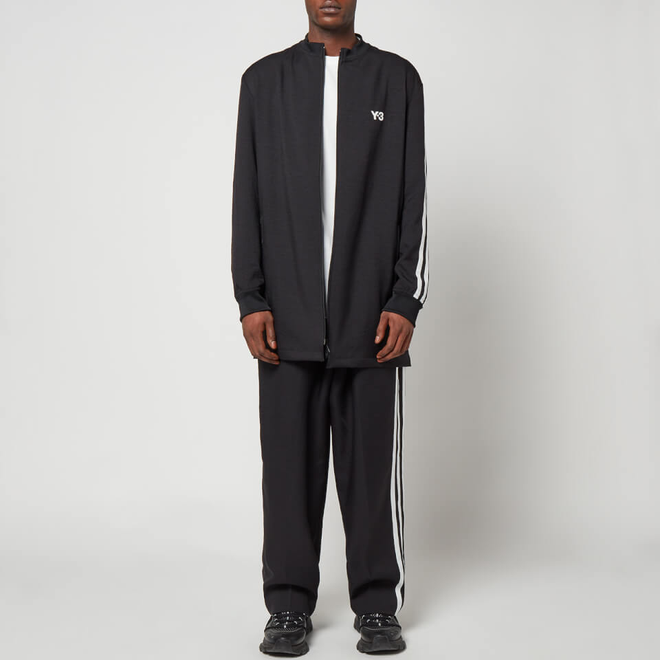 Y3 track store top