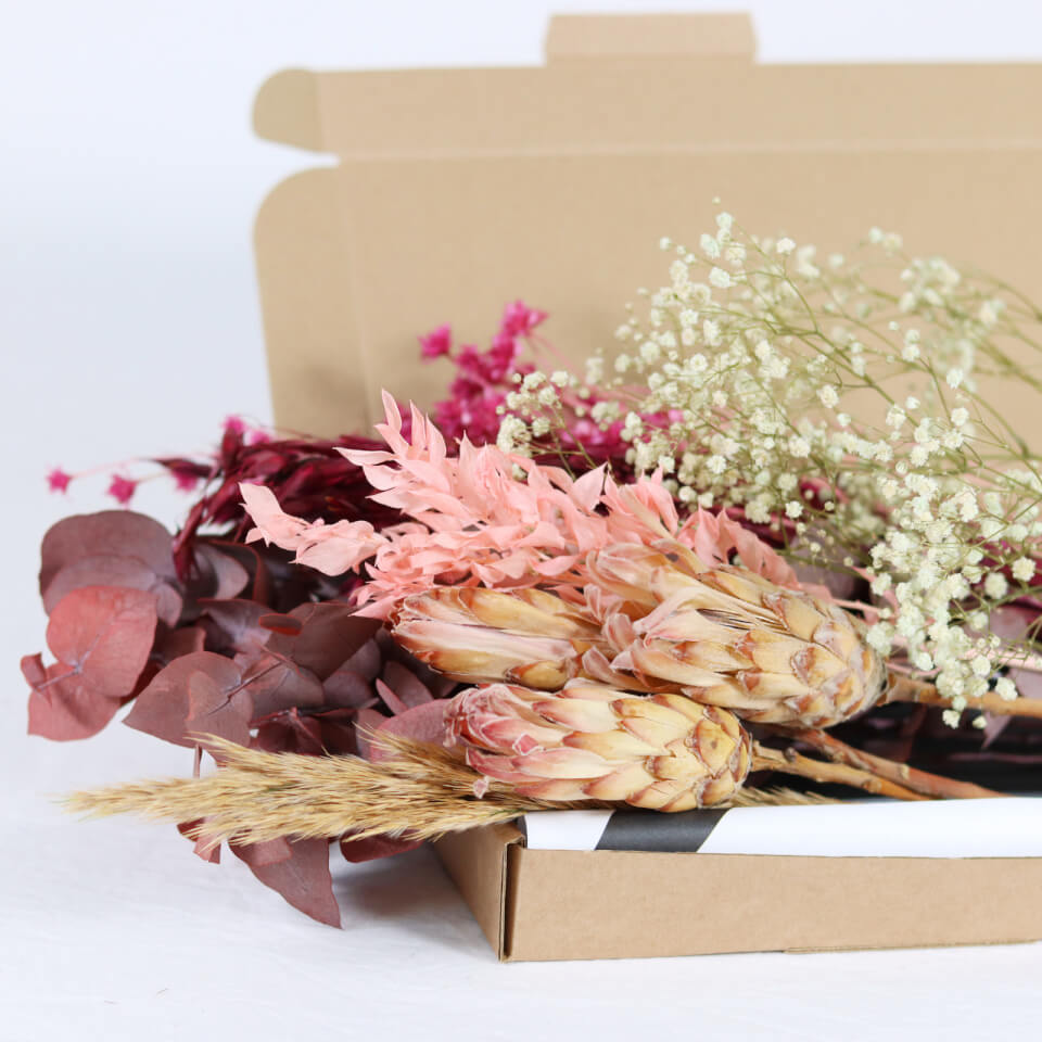 Shida Preserved Flowers  Long-Lasting Flower Delivery